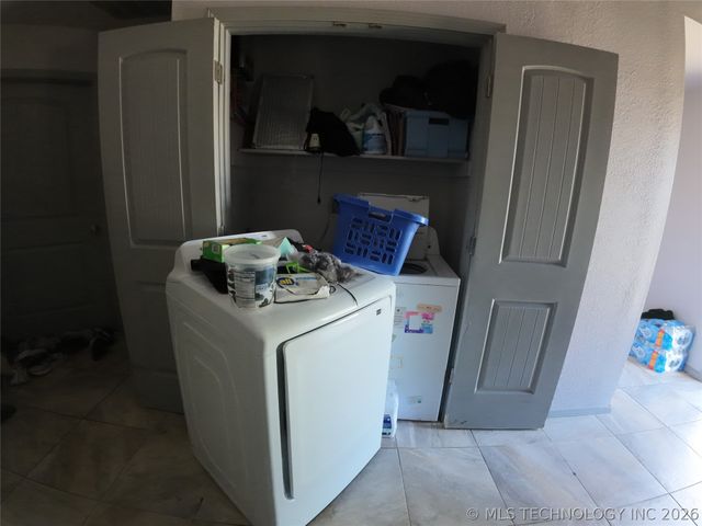 2115 N Rockford Avenue, Tulsa, OK 74106