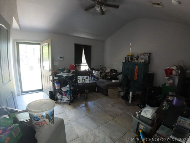 2115 N Rockford Avenue, Tulsa, OK 74106