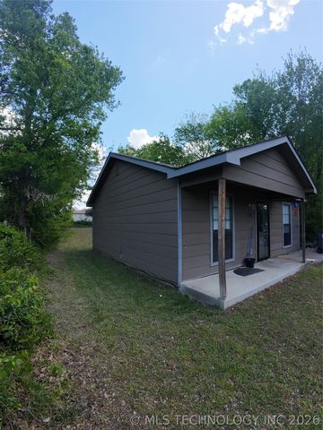 2115 N Rockford Avenue, Tulsa, OK 74106