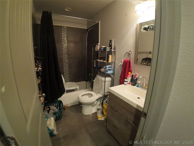 2115 N Rockford Avenue, Tulsa, OK 74106