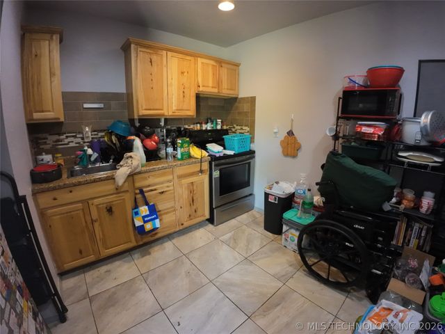 2115 N Rockford Avenue, Tulsa, OK 74106