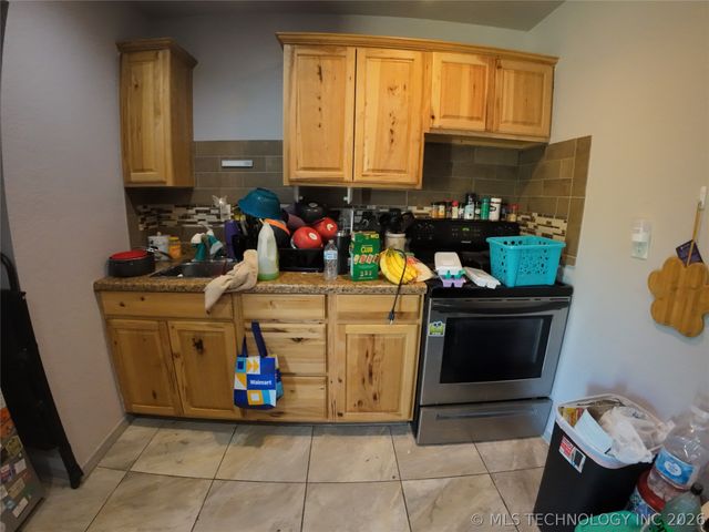 2115 N Rockford Avenue, Tulsa, OK 74106