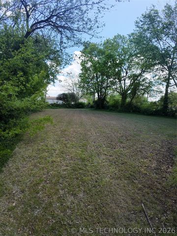 2115 N Rockford Avenue, Tulsa, OK 74106