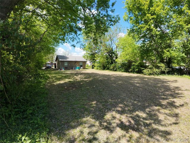 2115 N Rockford Avenue, Tulsa, OK 74106