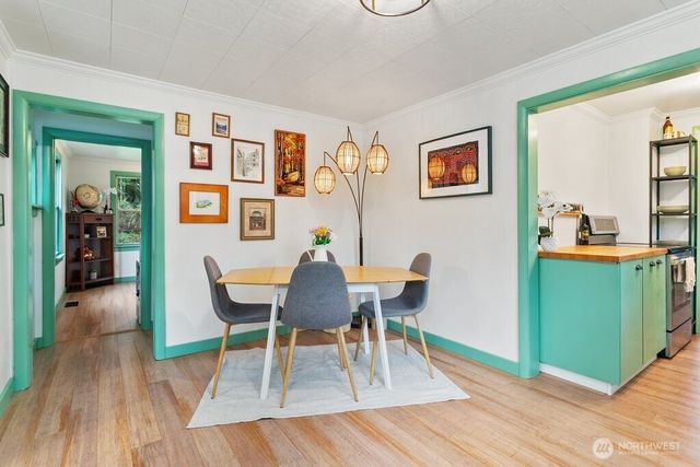 733 Eden Road W, Bremerton, WA 98312