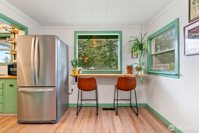 733 Eden Road W, Bremerton, WA 98312