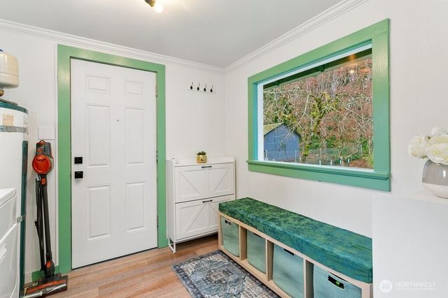 733 Eden Road W, Bremerton, WA 98312