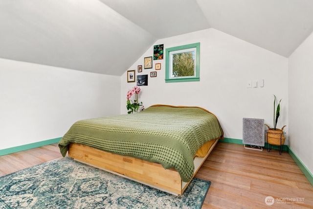 733 Eden Road W, Bremerton, WA 98312