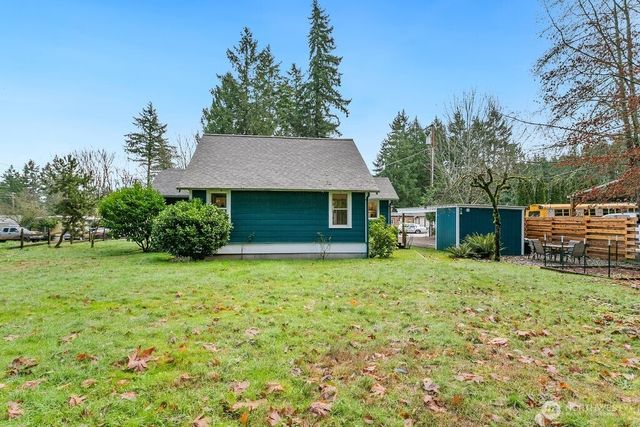 733 Eden Road W, Bremerton, WA 98312