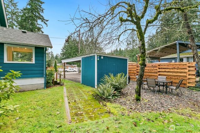 733 Eden Road W, Bremerton, WA 98312