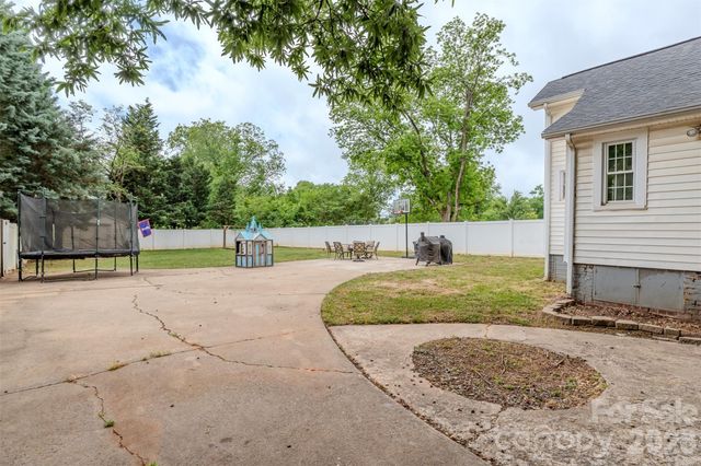 505 W Mountain Street, Kings Mountain, NC 28086