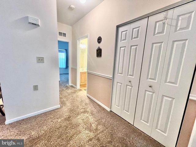 155 HEARTHSTONE LN, Lebanon, PA 17042