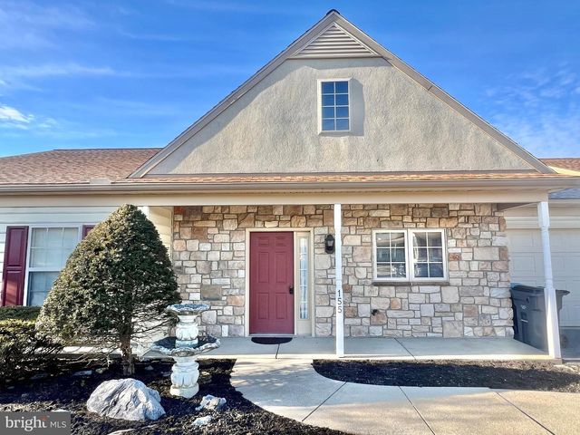 155 HEARTHSTONE LN, Lebanon, PA 17042