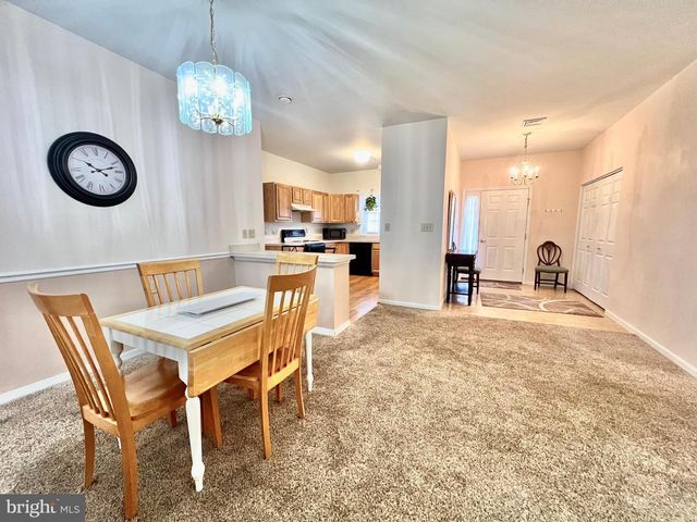 155 HEARTHSTONE LN, Lebanon, PA 17042