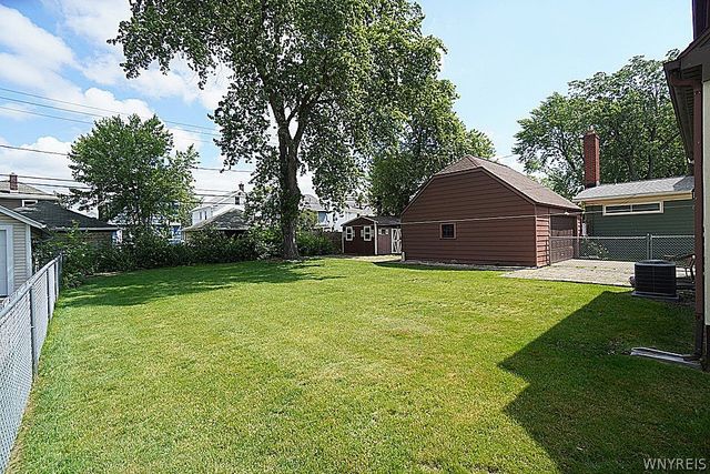 40 Kenton Road, Tonawanda, NY 14217