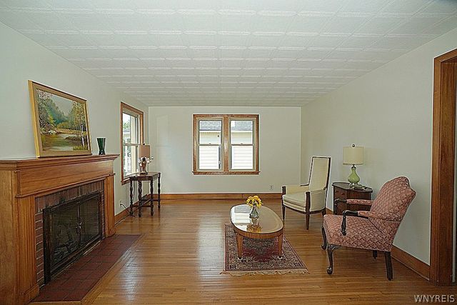 40 Kenton Road, Tonawanda, NY 14217