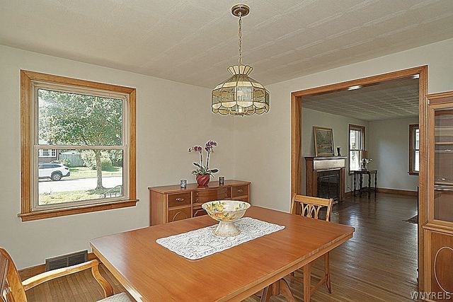40 Kenton Road, Tonawanda, NY 14217