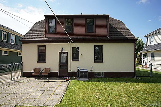 40 Kenton Road, Tonawanda, NY 14217
