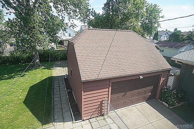 40 Kenton Road, Tonawanda, NY 14217