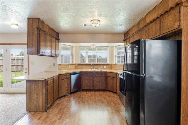 107 SE Tattershall Way, Lawton, OK 73501