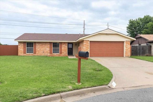 107 SE Tattershall Way, Lawton, OK 73501