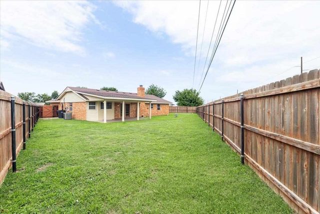 107 SE Tattershall Way, Lawton, OK 73501