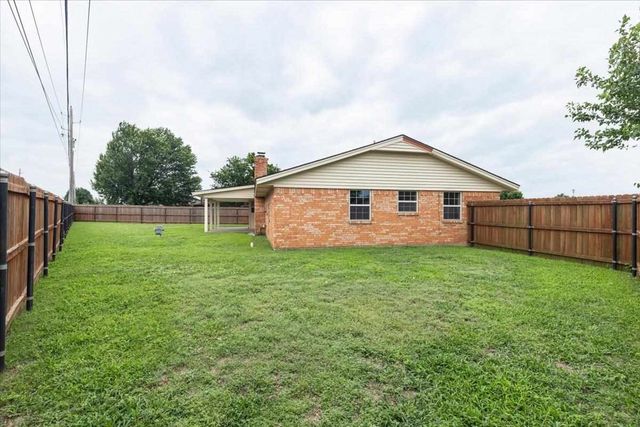 107 SE Tattershall Way, Lawton, OK 73501