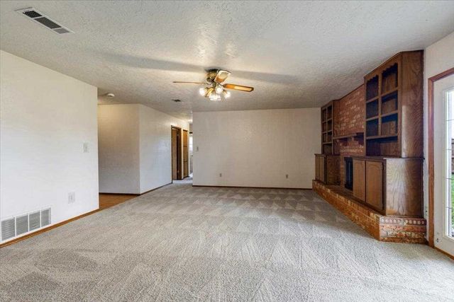 107 SE Tattershall Way, Lawton, OK 73501