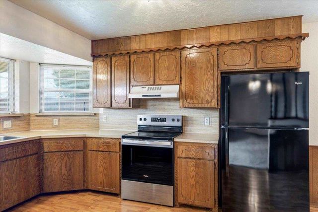 107 SE Tattershall Way, Lawton, OK 73501