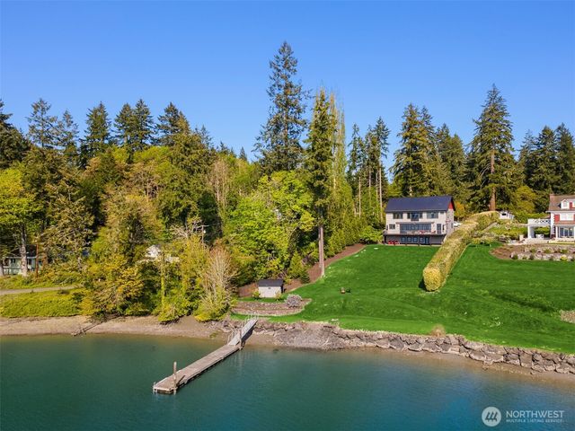 6783 NE Bergman Road, Bainbridge Island, WA 98110