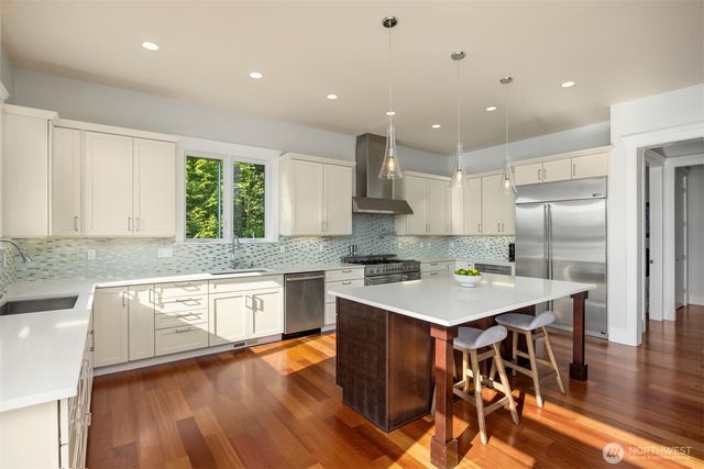 6783 NE Bergman Road, Bainbridge Island, WA 98110