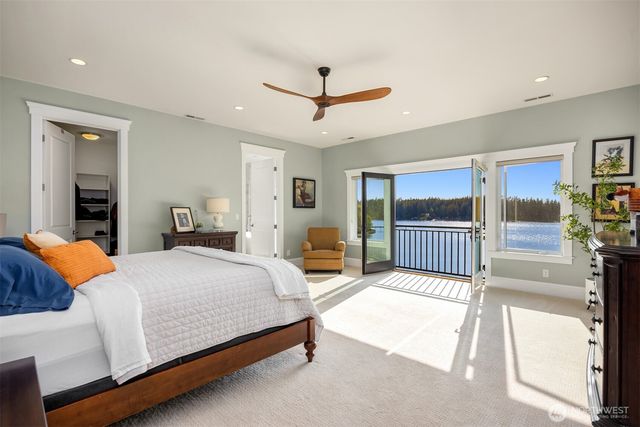 6783 NE Bergman Road, Bainbridge Island, WA 98110