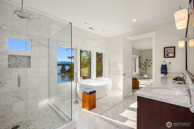 6783 NE Bergman Road, Bainbridge Island, WA 98110