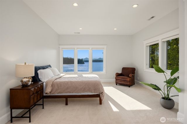 6783 NE Bergman Road, Bainbridge Island, WA 98110