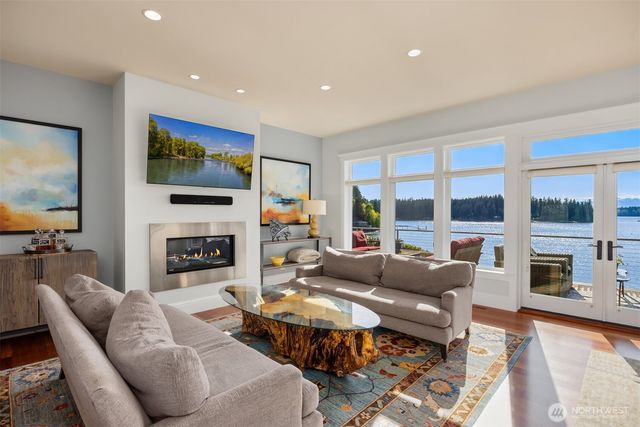6783 NE Bergman Road, Bainbridge Island, WA 98110