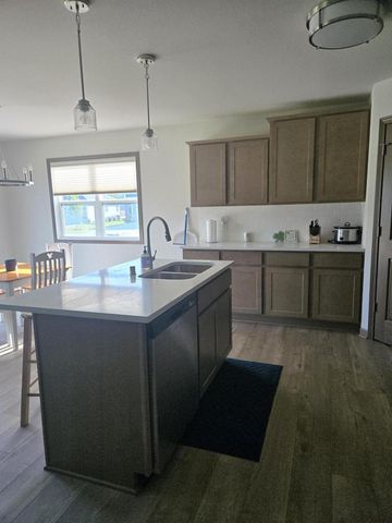 5229 Briarwood CIRCLE, Racine, WI 53402