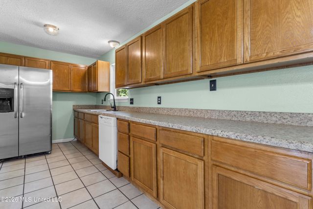 57 Opal Cove, Gulfport, MS 39503