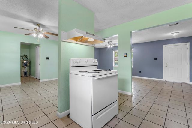 57 Opal Cove, Gulfport, MS 39503