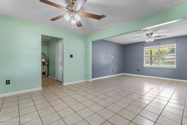 57 Opal Cove, Gulfport, MS 39503