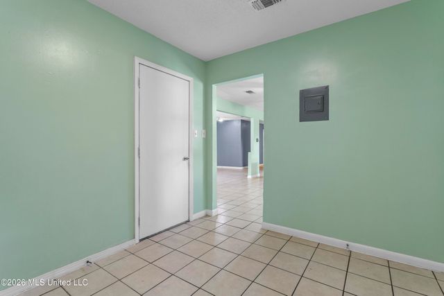 57 Opal Cove, Gulfport, MS 39503