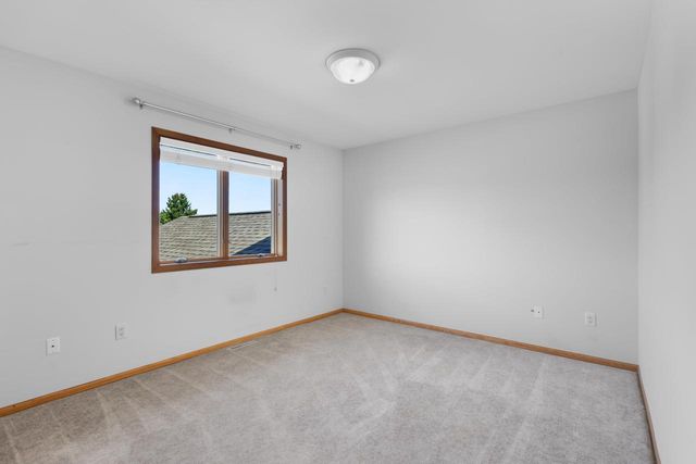1014 Perry Parkway, Oregon, WI 53575