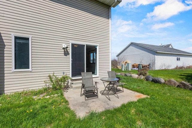 1014 Perry Parkway, Oregon, WI 53575