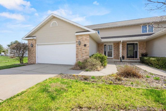1014 Perry Parkway, Oregon, WI 53575