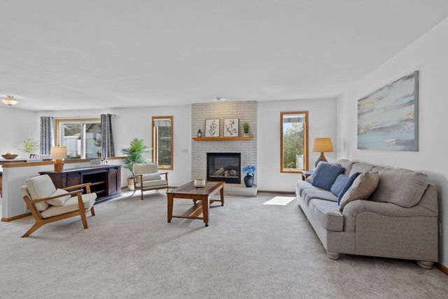 1014 Perry Parkway, Oregon, WI 53575