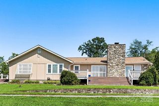 1134 N Rugby Road, Henderson, NC 28791