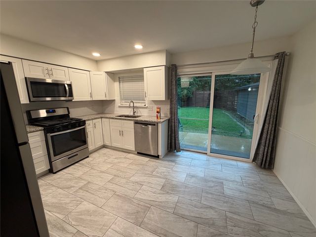 519 Heyser Drive, Dallas, TX 75224