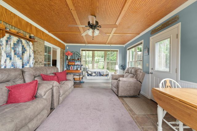100 Saratoga Circle, Richmond, KY 40475