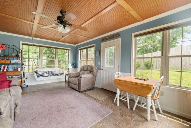 100 Saratoga Circle, Richmond, KY 40475
