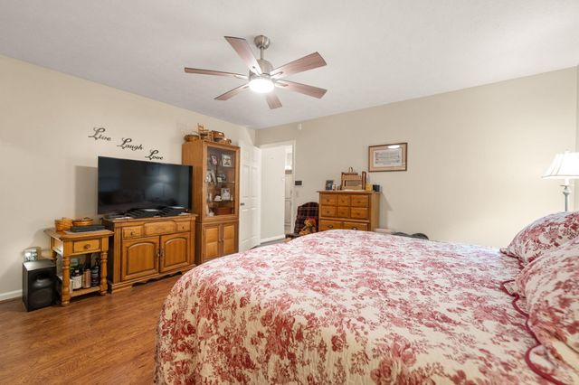 100 Saratoga Circle, Richmond, KY 40475
