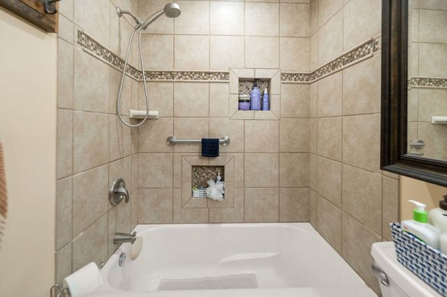 100 Saratoga Circle, Richmond, KY 40475